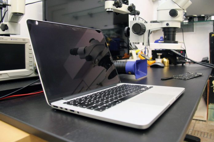 Apple-Laptop-Repair-1024x683-1-696x464 - Repara Samsung - Repara Samsung